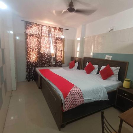 ג'אמו Hotel O Ajay מראה חיצוני תמונה